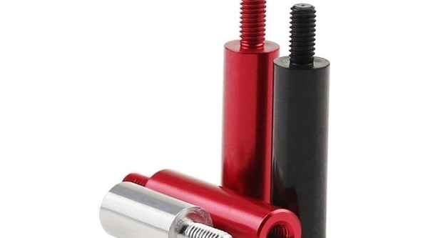 七臺(tái)河訂制圓形內(nèi)外牙鋁柱 單頭牙隔離柱 鋁合金模型 聯(lián)接桿頂柱 M6